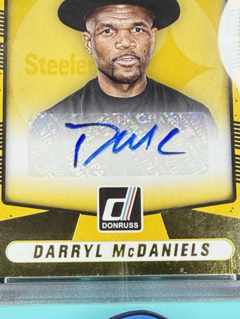 2016 Panini Donruss Darryl McDaniels Run-DMC Fans of the Game Auto PSA 8 NM-MT