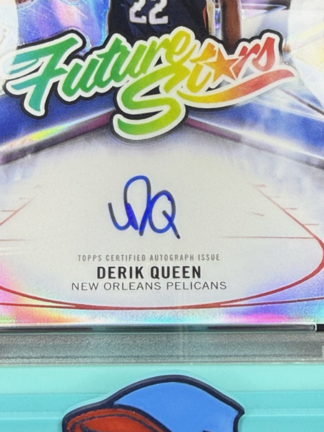 2025 Topps Chrome Derik Queen RC Future Stars Auto Gold Refractor PSA 8 NM-MT