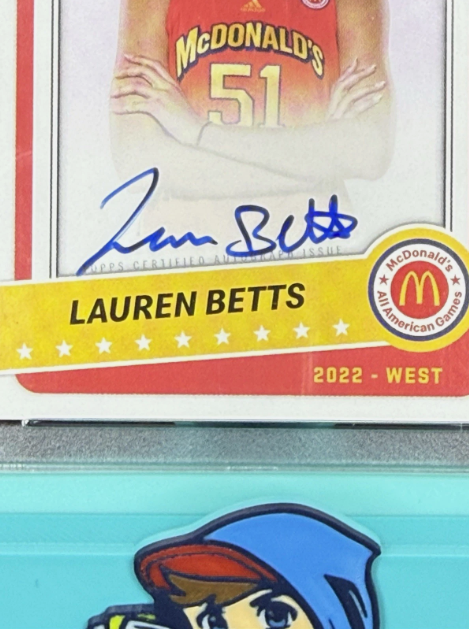 2022 Topps Chrome McDonald's All-American Lauren Betts On-Card Auto PSA 10 GEM MINT AUTO 9