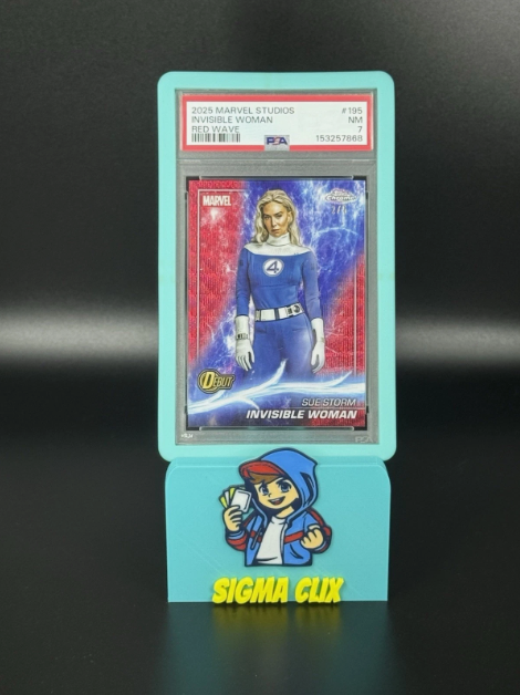 2025 Topps Chrome Marvel Studios Invisible Woman DEBUT Red Wave 2/5 PSA 7 NM
