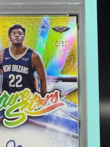 2025 Topps Chrome Derik Queen RC Future Stars Auto Gold Refractor PSA 8 NM-MT